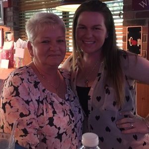 Meet your Posher, Toni